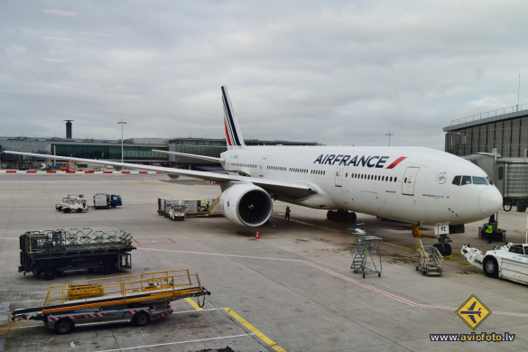 Boeing 777-228/ER